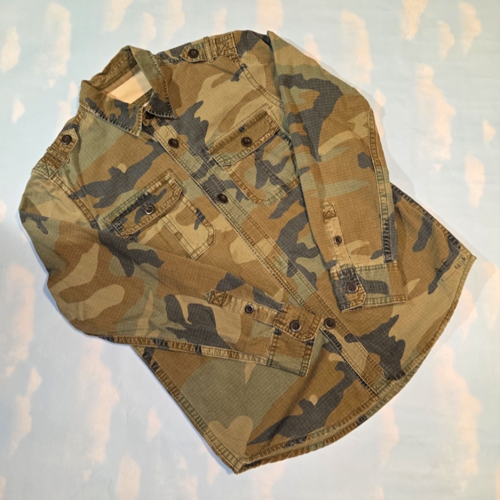 Men's American Eagle Camouflage Button-Up Jacket